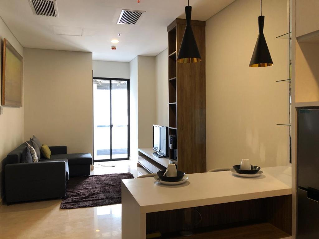 Arya's At Sudirman Suites Apartemen